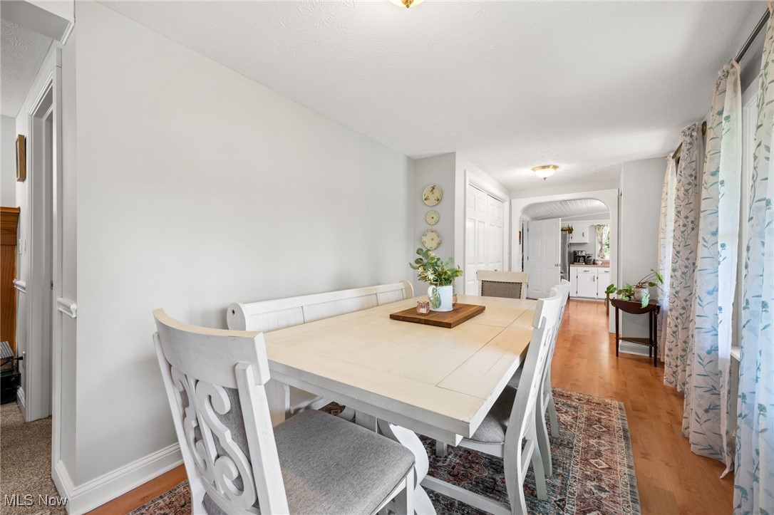 Medina, Ohio 44256, United States, 3 Bedrooms Bedrooms, ,2 BathroomsBathrooms,Residential,Pending,182781