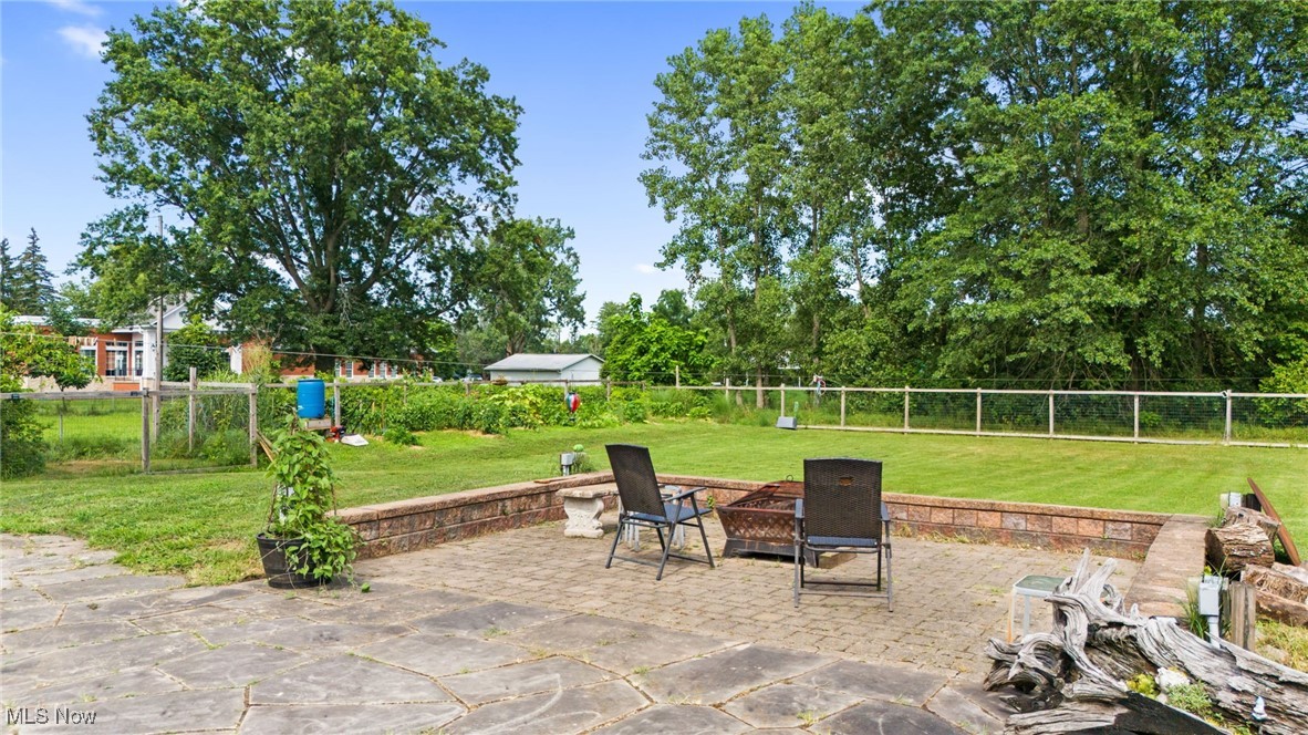 Medina, Ohio 44256, United States, 3 Bedrooms Bedrooms, ,2 BathroomsBathrooms,Residential,Pending,182781