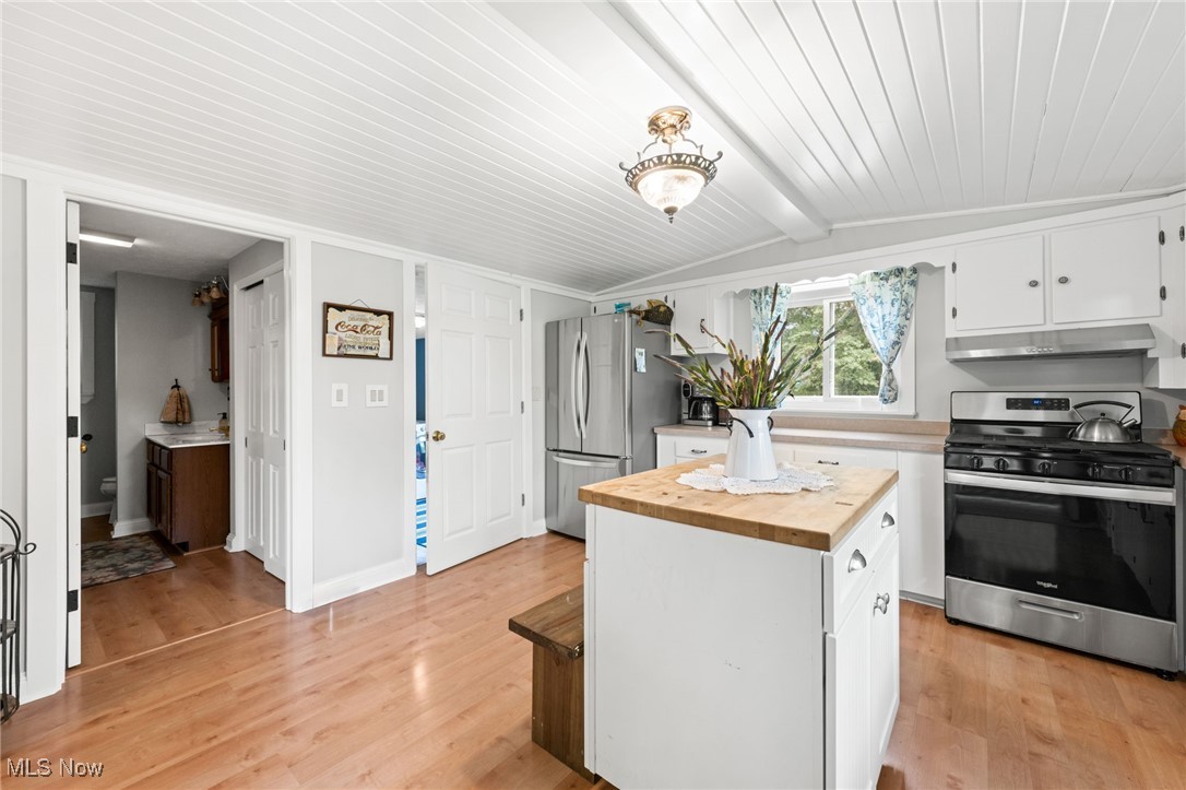 Medina, Ohio 44256, United States, 3 Bedrooms Bedrooms, ,2 BathroomsBathrooms,Residential,Pending,182781