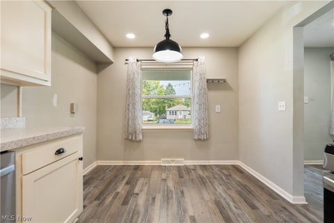 Tiny photo for 3194 S Bender Avenue, Akron, OH 44319 (MLS # 5252218)