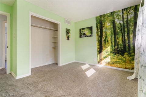 Tiny photo for 3194 S Bender Avenue, Akron, OH 44319 (MLS # 5252218)
