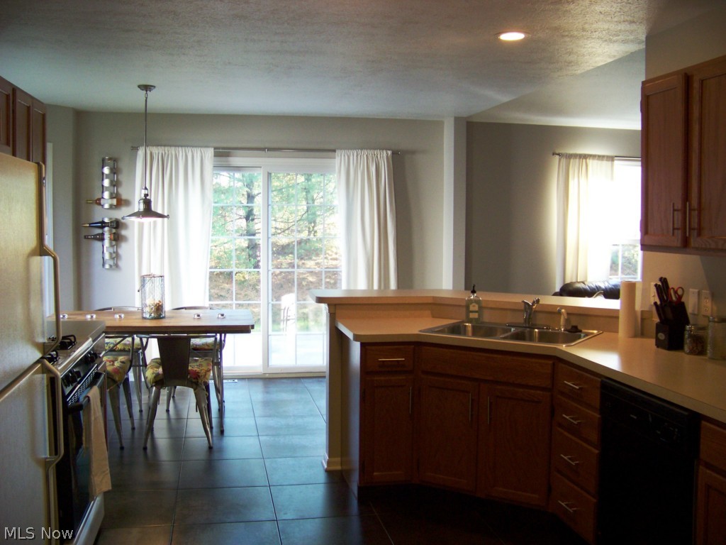 Lakes/Preserve Condo - Residential