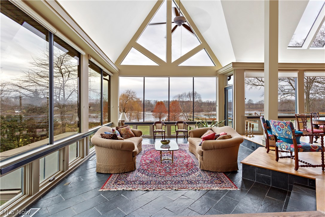 Congress Lake Club - Residential