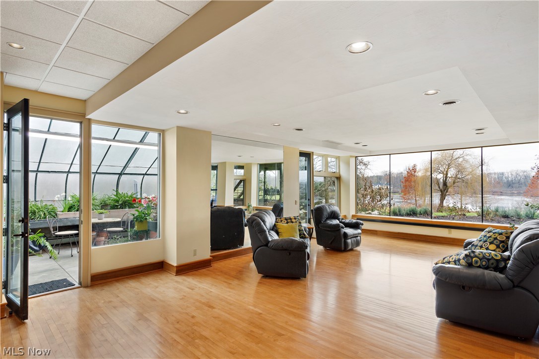 Congress Lake Club - Residential