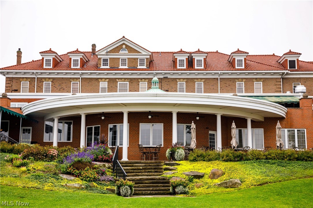 Congress Lake Club - Residential