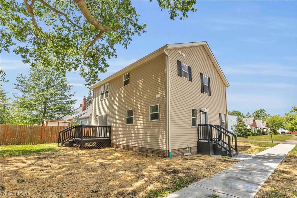 Photo of 24700 Alberton Road, Euclid, OH 44123 (MLS # 5219250)