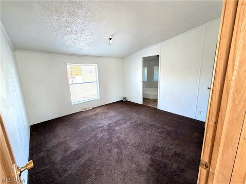 Tiny photo for 14 Hector Avenue, Chester, WV 26034 (MLS # 5189281)