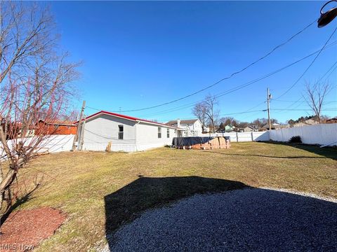 Tiny photo for 14 Hector Avenue, Chester, WV 26034 (MLS # 5189281)