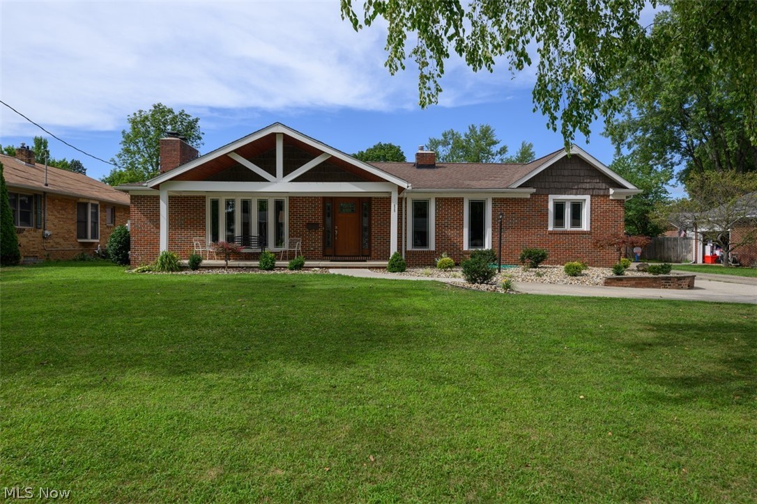 Photo 1 of 31 — 825 Church Street SW, North Canton, OH 44720