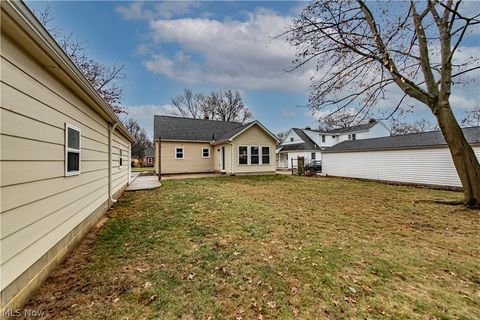 Tiny photo for 388 Crestwood Avenue, Wadsworth, OH 44281 (MLS # 5188112)