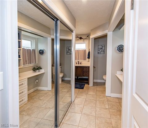 Tiny photo for 388 Crestwood Avenue, Wadsworth, OH 44281 (MLS # 5188112)