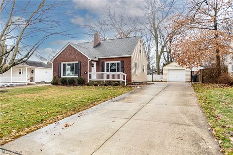 Tiny photo for 388 Crestwood Avenue, Wadsworth, OH 44281 (MLS # 5188112)