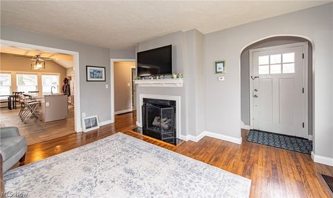 Tiny photo for 388 Crestwood Avenue, Wadsworth, OH 44281 (MLS # 5188112)