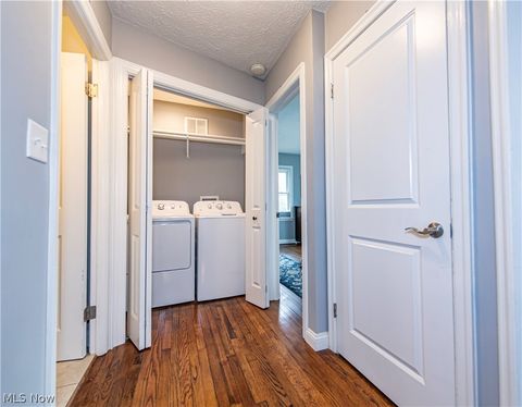 Tiny photo for 388 Crestwood Avenue, Wadsworth, OH 44281 (MLS # 5188112)