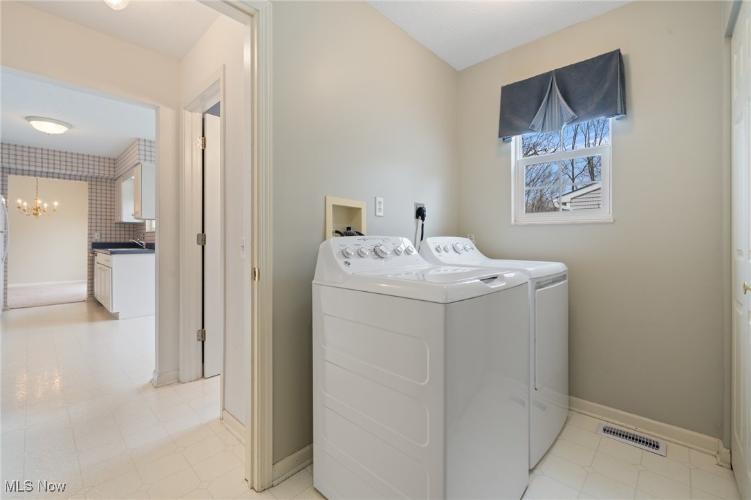 6510 Grove Lane #52, Parma, Ohio image 31