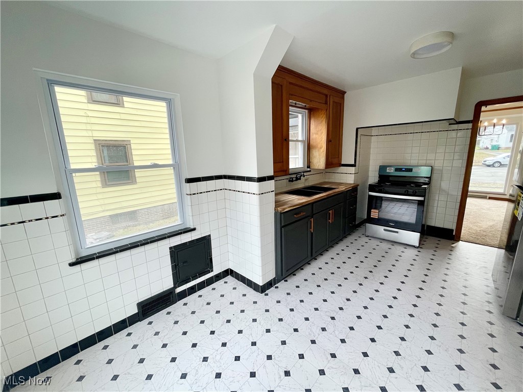 Maple Heights - Residential