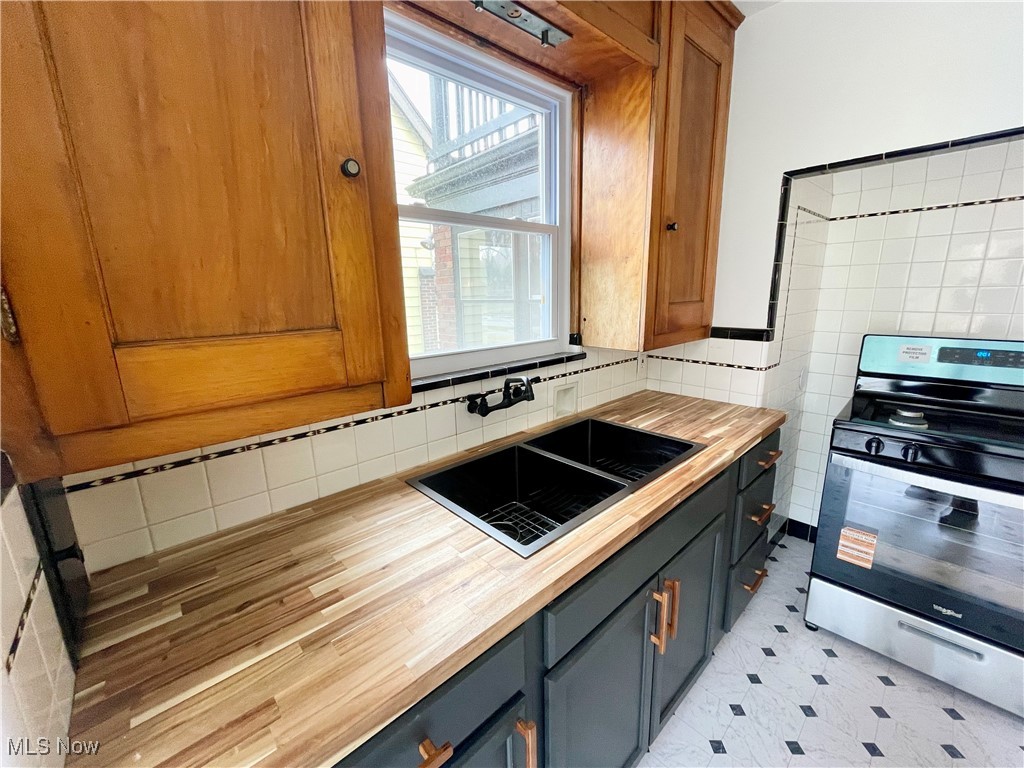 Maple Heights - Residential