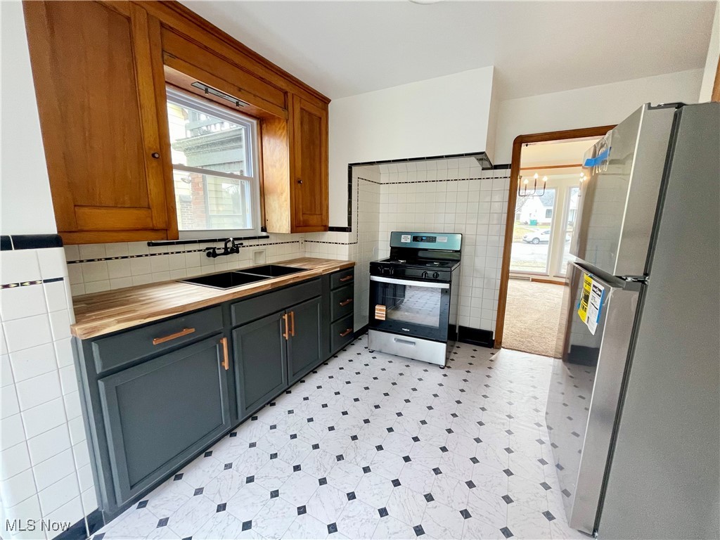 Maple Heights - Residential