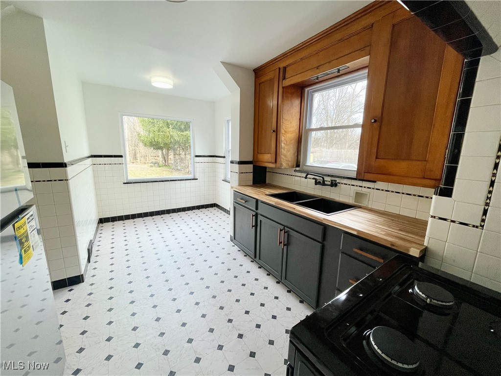 Maple Heights - Residential