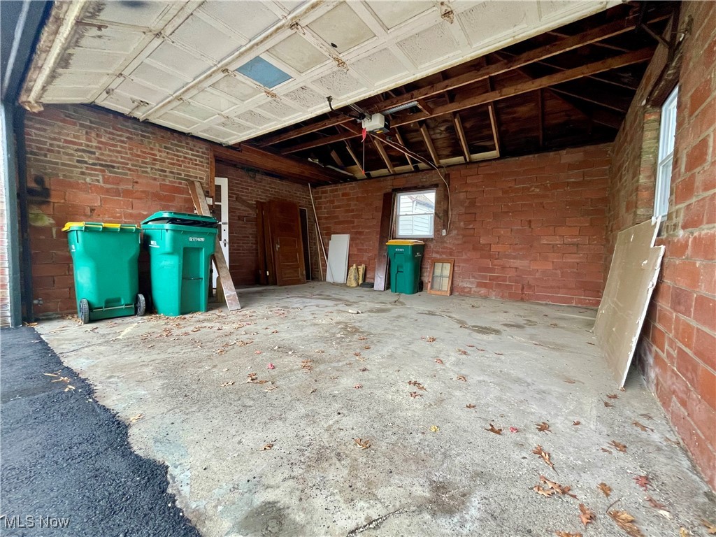 Maple Heights - Residential