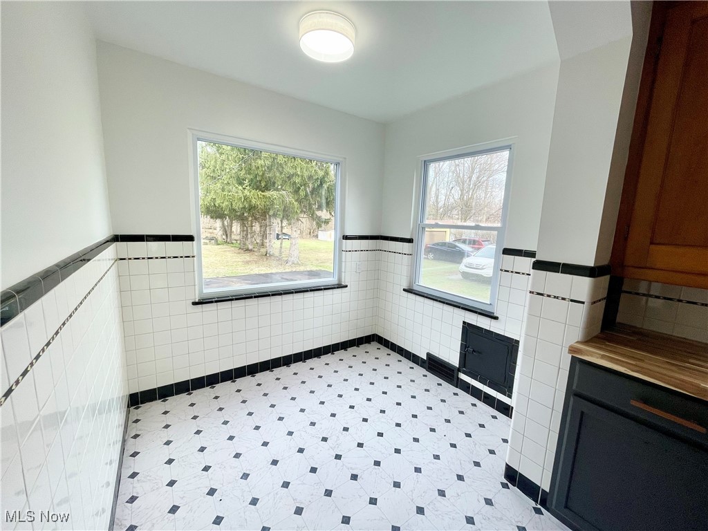 Maple Heights - Residential