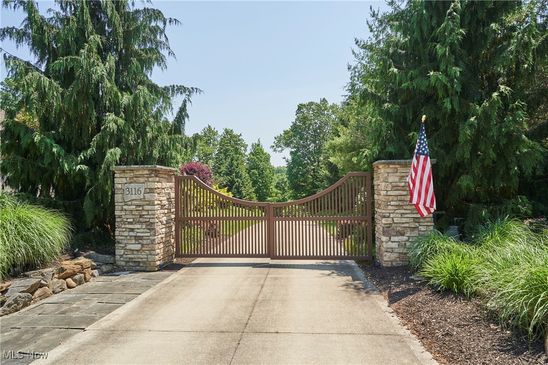 Richfield, Ohio 44286, United States, 6 Bedrooms Bedrooms, ,6 BathroomsBathrooms,Residential,Active,151323