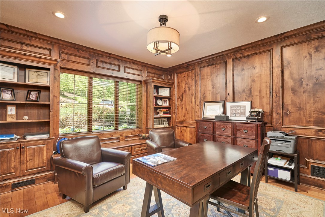 Richfield, Ohio 44286, United States, 6 Bedrooms Bedrooms, ,6 BathroomsBathrooms,Residential,Active,151323