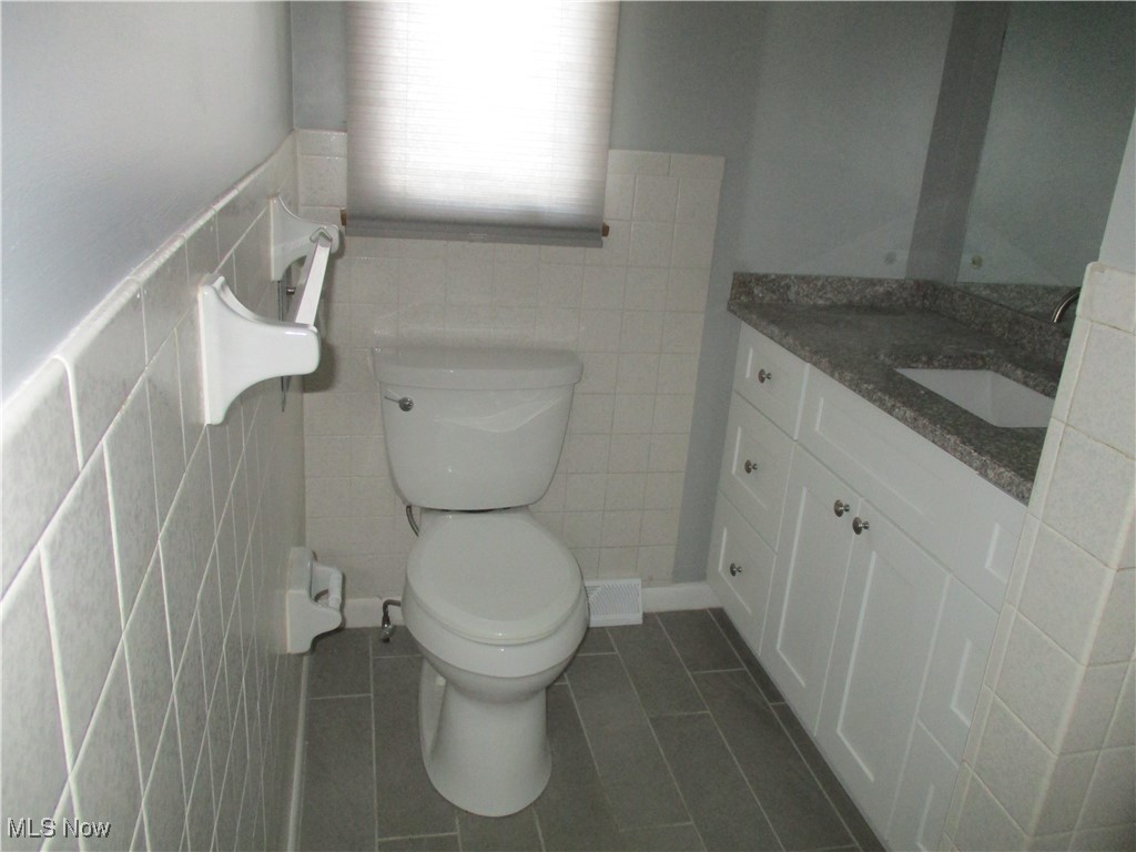 Skyln Heights - Residential Lease