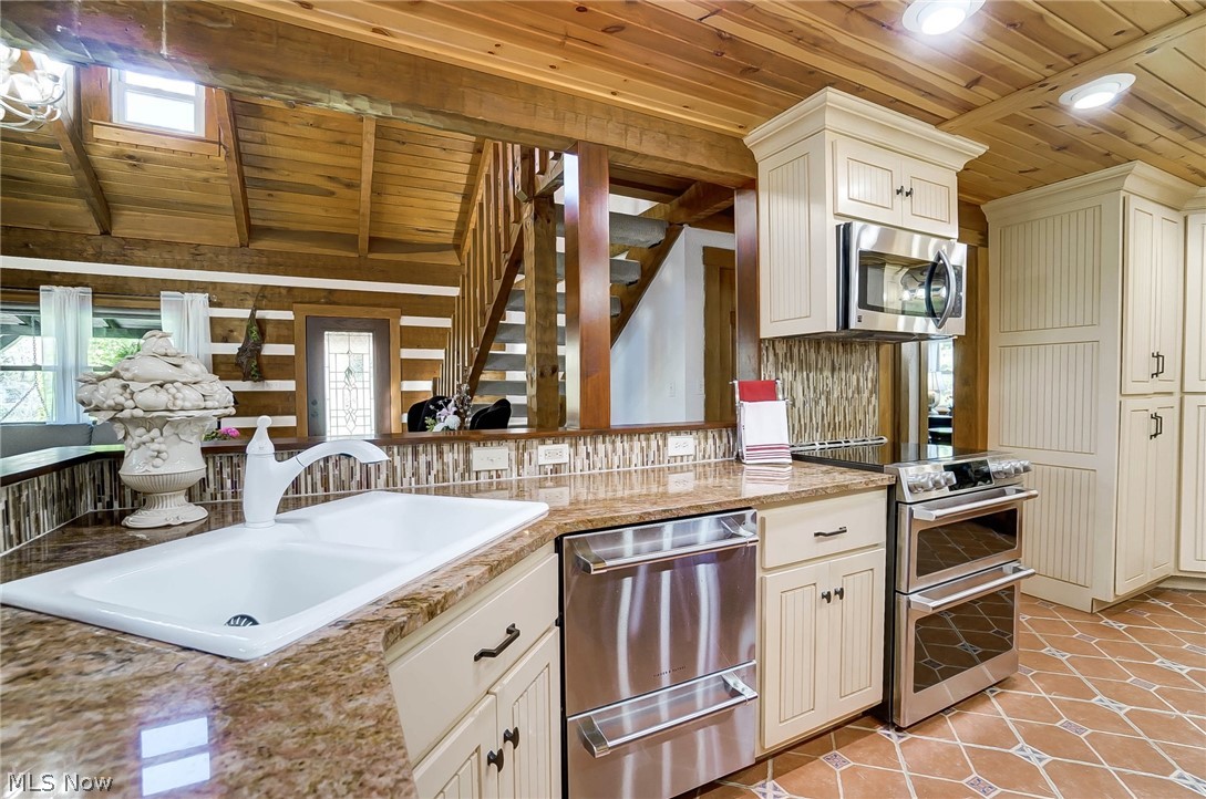 Mcguires Land - Residential