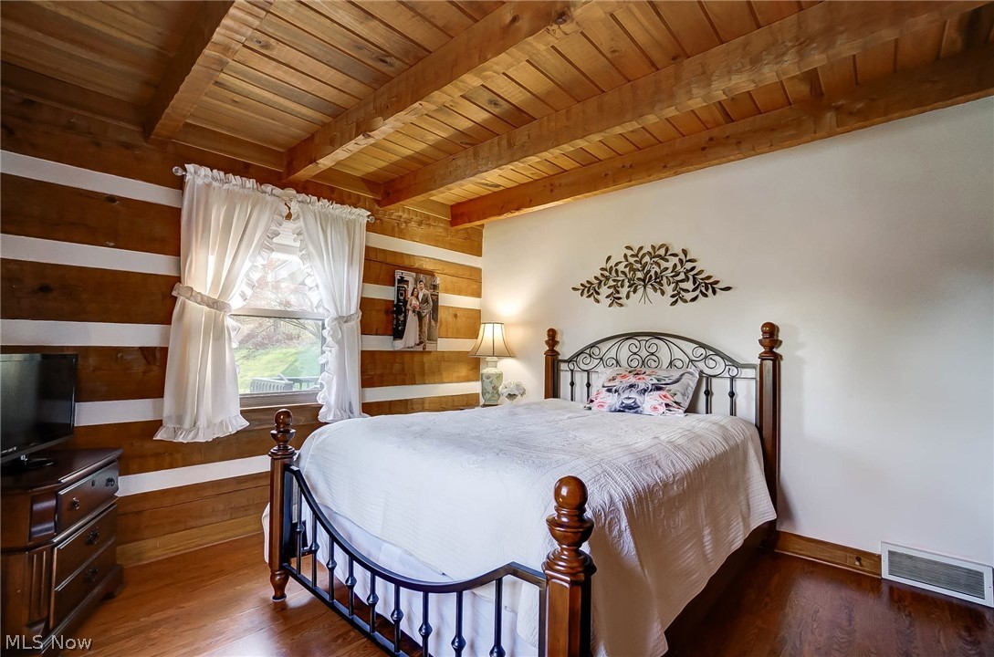 Mcguires Land - Residential