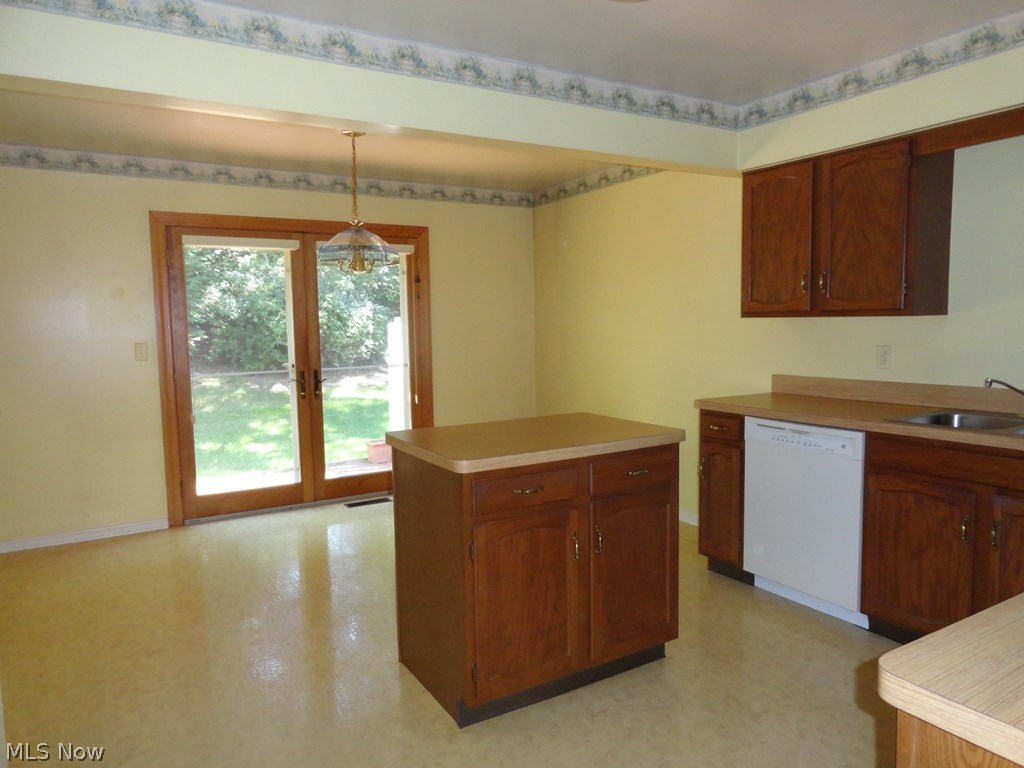 Village Commons - Residential