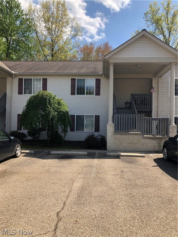 Dont miss this modern, bright and sunny apartment available in the Springfield Lake/Ellet Area! This 2 bedroom ground floor unit offers an open kitchen, dining and living room area with 2 spacious bedrooms, one with a huge walk in closet! Washer and dryer hookups in the unit, or take advantage of the laundry room on site! All adult occupants must fill in an online application that runs credit criminal and eviction history plus income verification. No Section 8. No Smoking. No Pets.