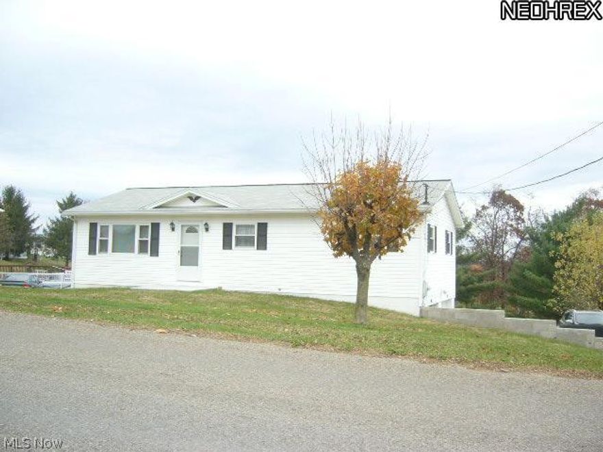 Super 3 Bedroom 2 full Bath Ranch with updated windows, siding, roof, Main Floor Bath with Large walk in shower, All new carpet and vinyl flooring, New Retaining Wall & Channel drain in front of garage doors. 200 amp electric service, large lot, West Muskingum Schools, this home is in Immaculate move condition, and is conveniently locate for Columbus & Newark Comuters