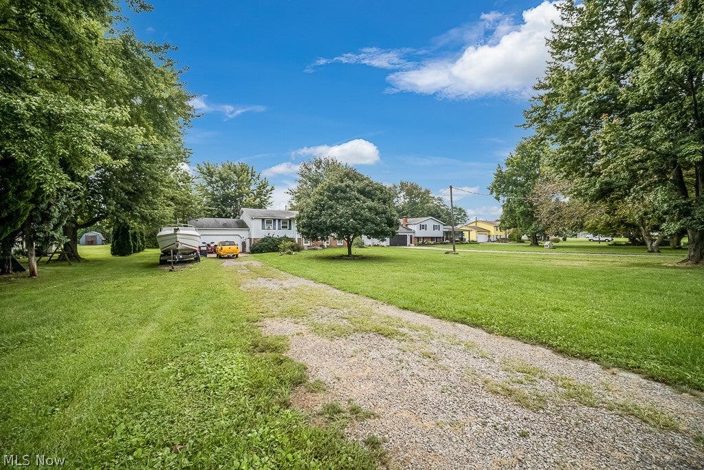 13902 Mason Road