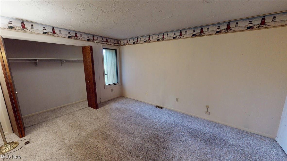 Windchimes On Summit - Residential