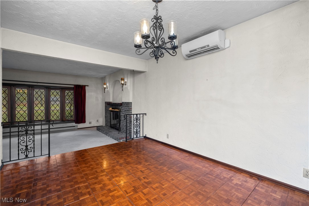 Brace Tr - Residential