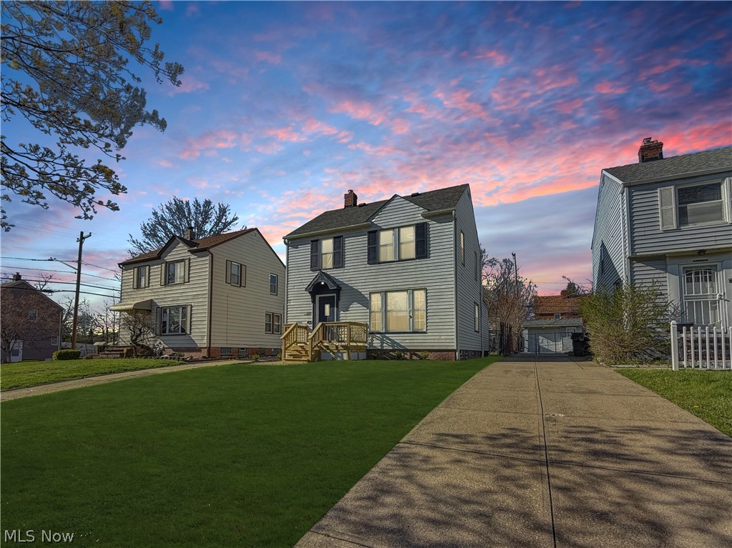 Shaker-Lee - Residential