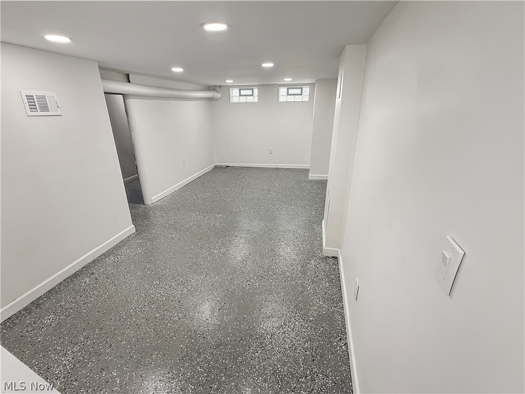 Shaker-Lee - Residential