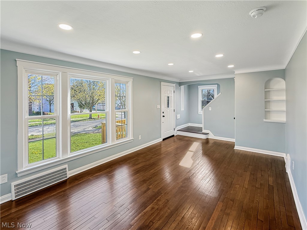 Shaker-Lee - Residential