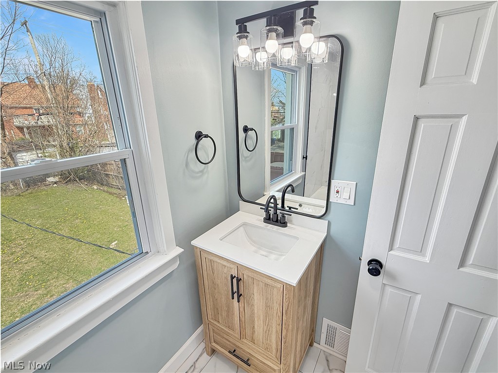 Shaker-Lee - Residential