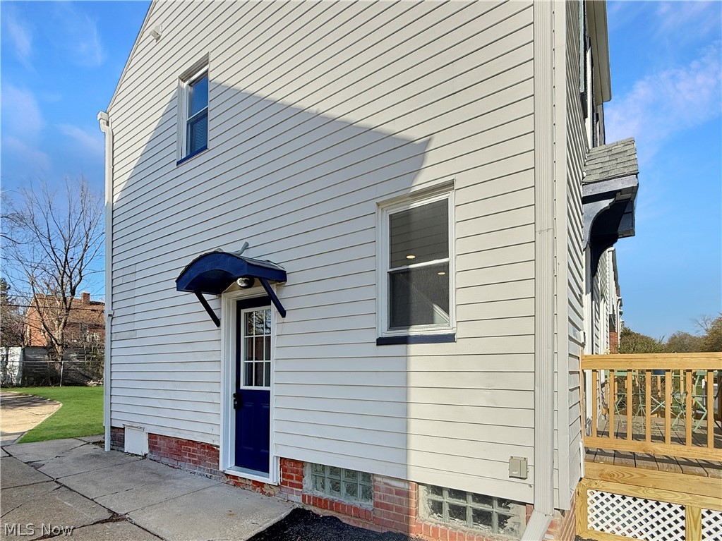 Shaker-Lee - Residential