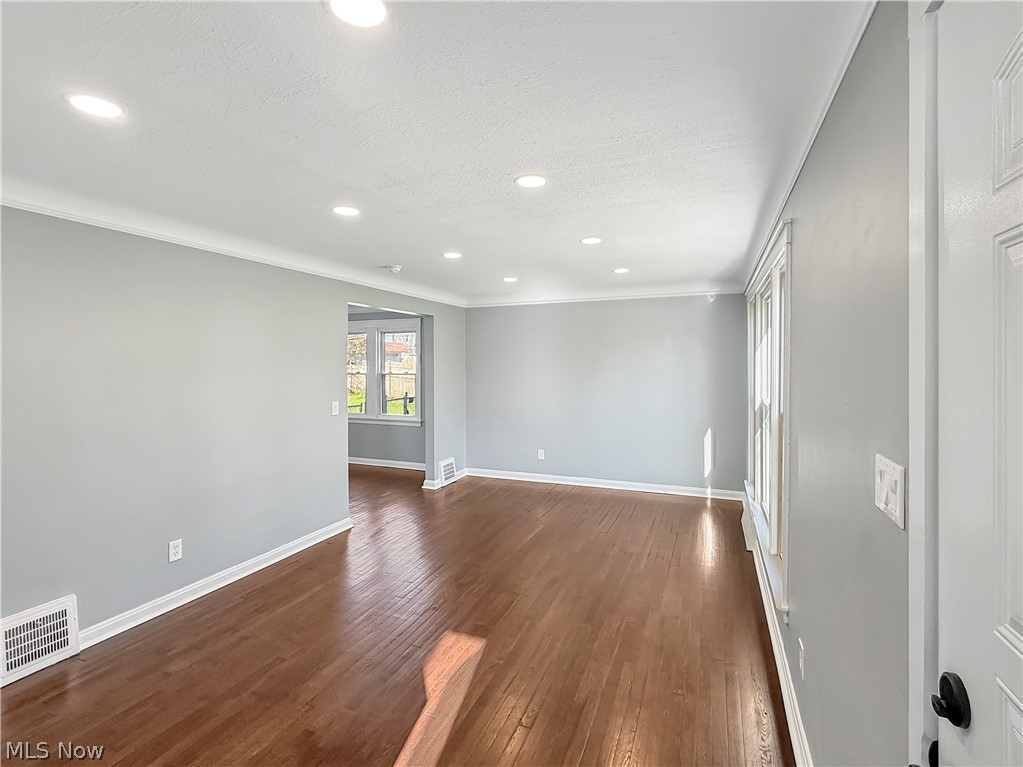 Shaker-Lee - Residential