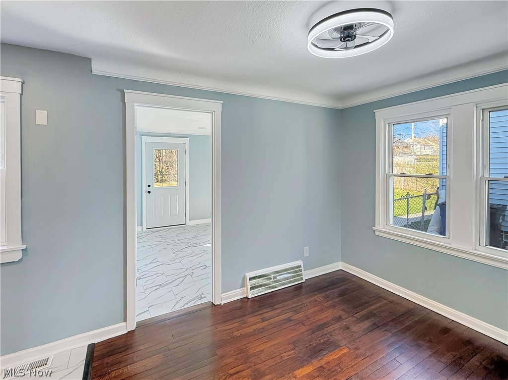 Shaker-Lee - Residential