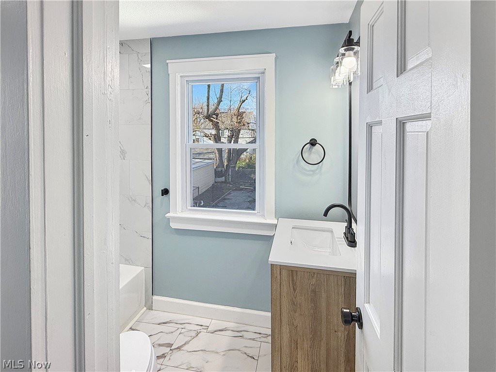 Shaker-Lee - Residential