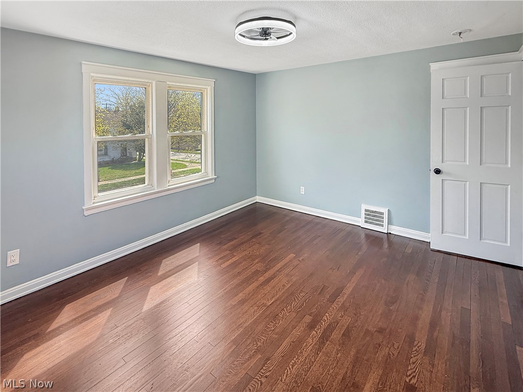 Shaker-Lee - Residential