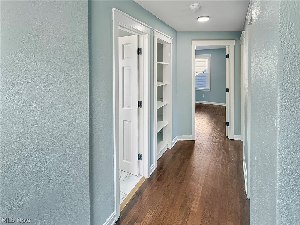 Shaker-Lee - Residential