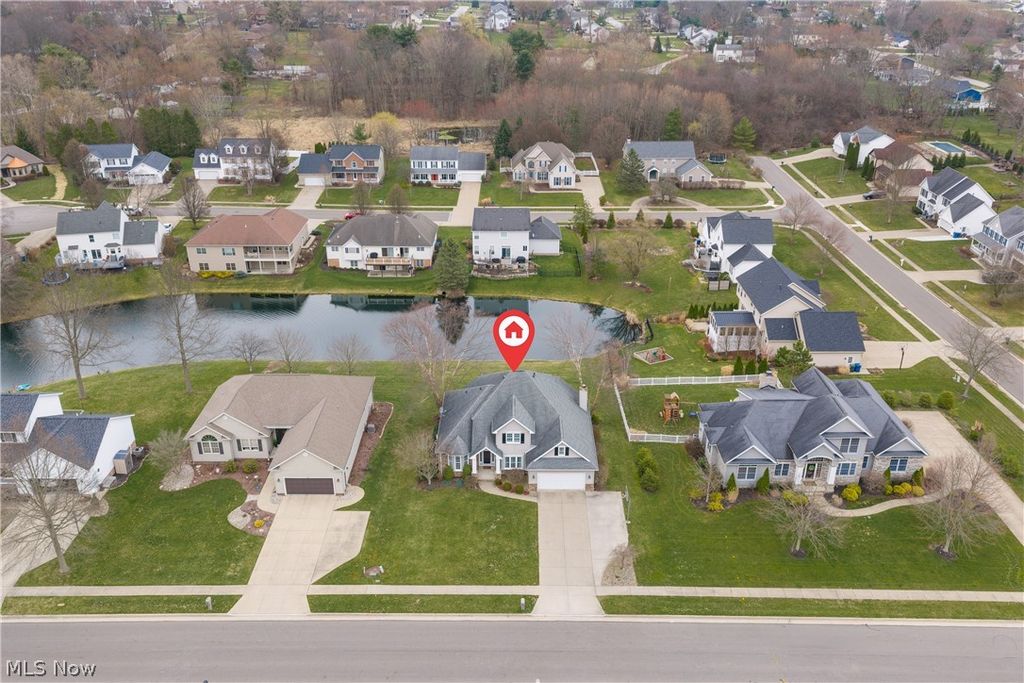 Photo of 4387 Ridge View Drive, Uniontown, OH 44685 (MLS # 5192430)