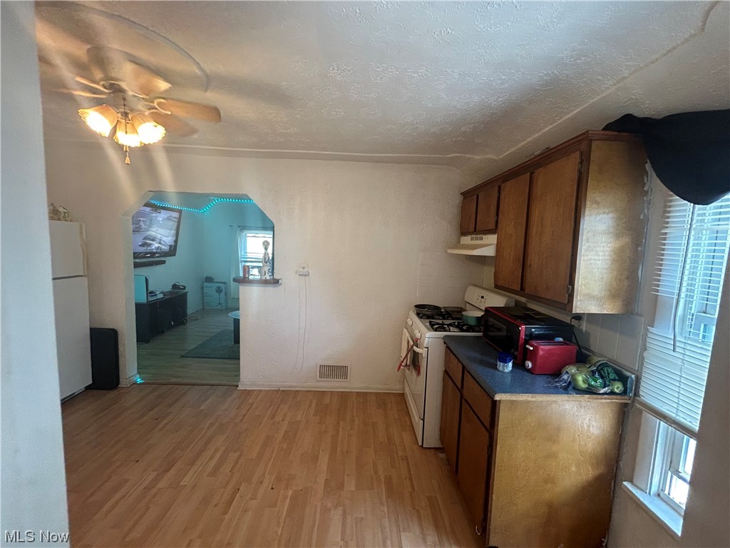 Fly Realty Cos Sub - Residential Income