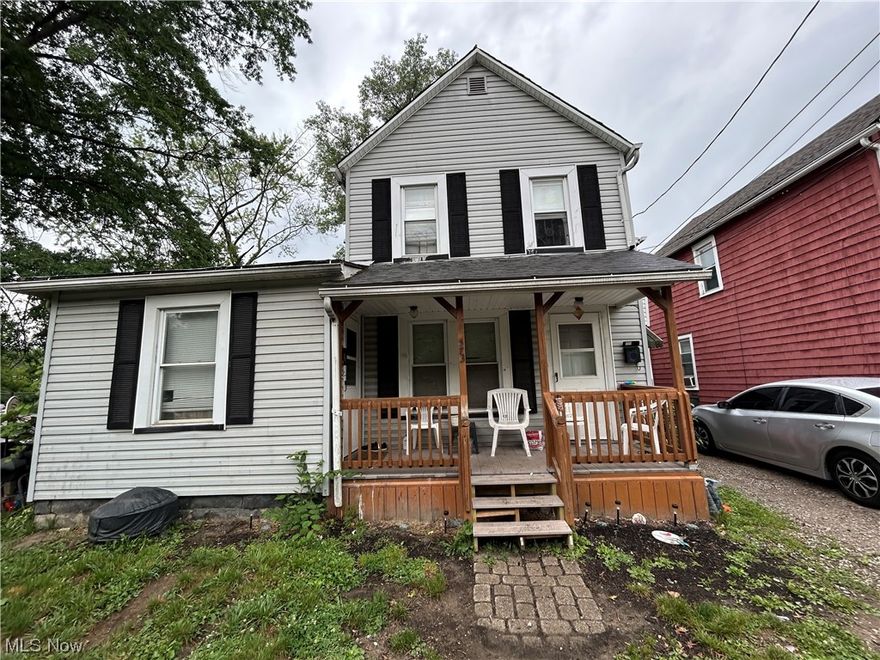 Welcome home to this investment opportunity of owning a duplex located in Elyria! The downstairs unit features three bedrooms and one full bathroom. Updates in the downstairs unit include newer kitchen cabinets and countertops (2017), and newer vinyl flooring throughout (2016). The downstairs tenant is currently paying $950 a month. The upstairs unit features one bedroom and one full bathroom. Some recent updates in the upstairs unit features newer flooring and fresh paint (2019). The upstairs tenant is currently paying $850 a month. The roof was recently replaced in 2021. Contact now for your private tour!