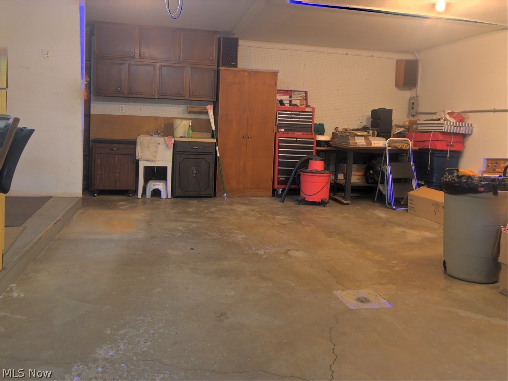 Kew Gardens 08 - Residential